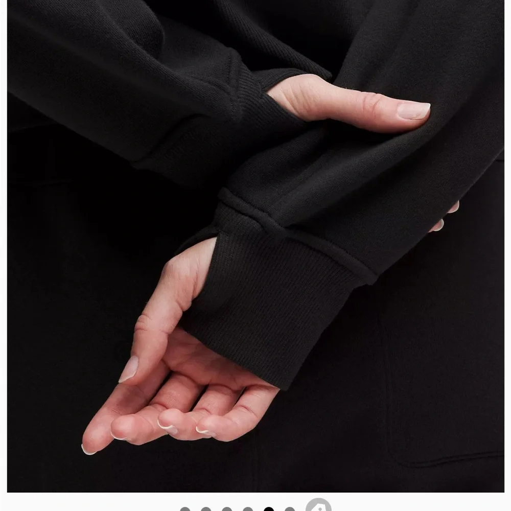lululemon athletica Women's Black Sweatshirt - Picture 5 of 7